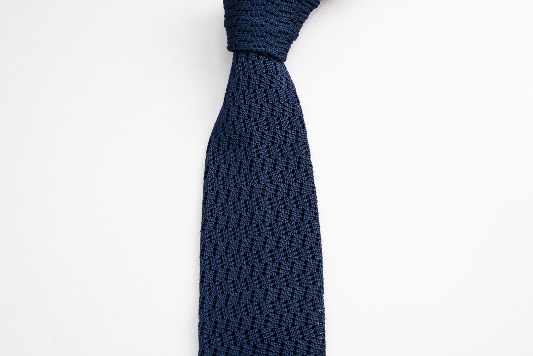 Sozzi Knitted ZigZag Tie - Blue – Skoaktiebolaget