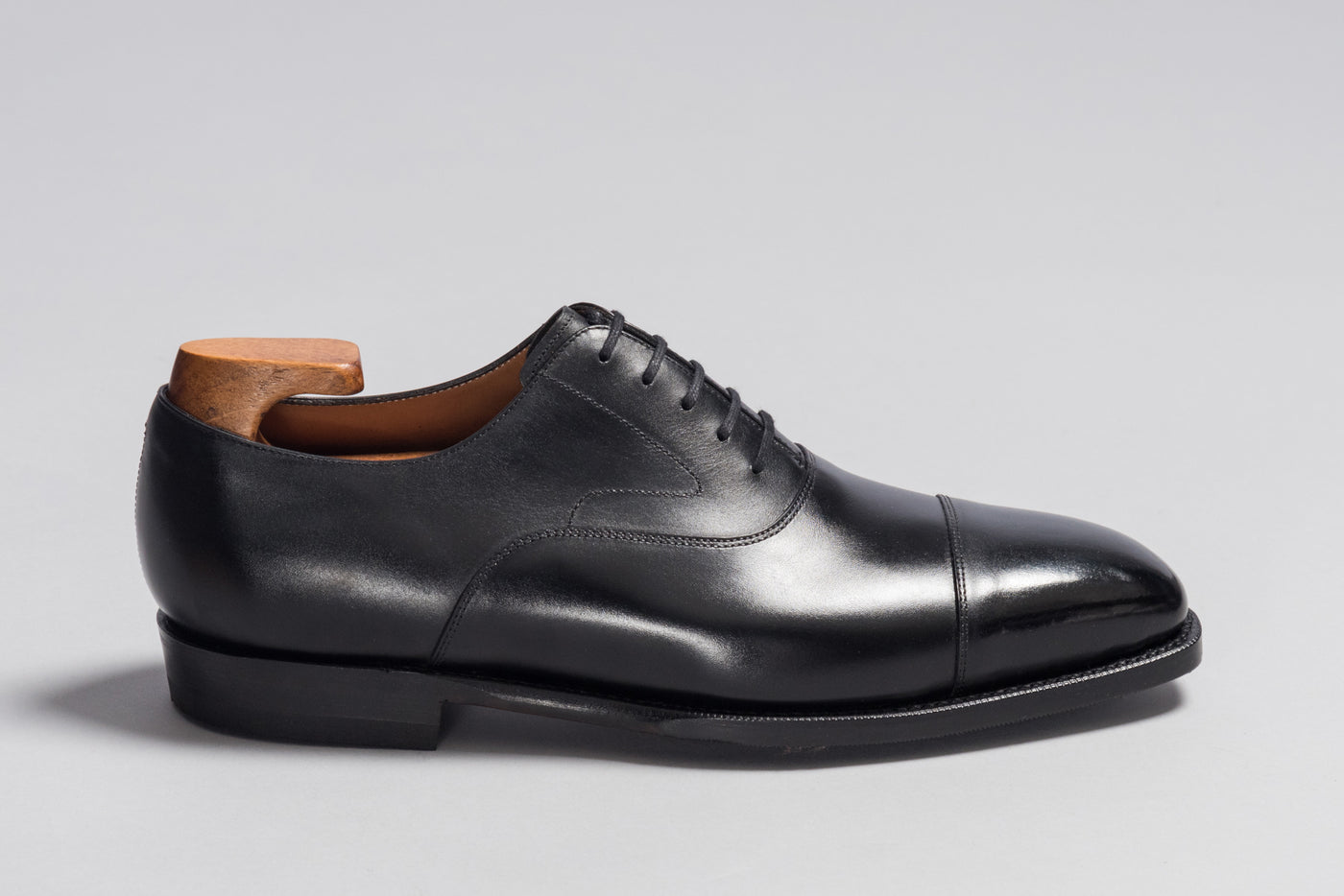 Löf & Tung Gilbert Black Calf (Rubber Sole)